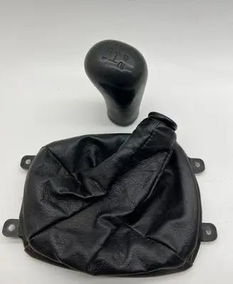 Mitsubishi Galant Gear lever shifter trim leather/knob