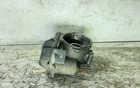 Skoda Octavia Mk2 (1Z) Throttle valve 03G128063A