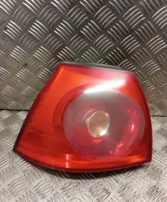 Volkswagen Golf V Rear/tail lights 1K6945096G