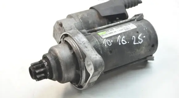 Volkswagen Scirocco Starter motor 02M911023M