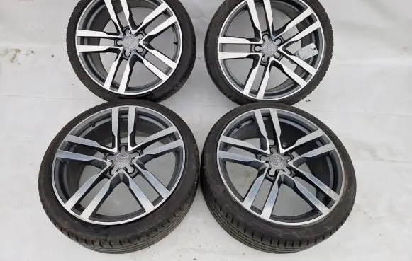 Audi TT TTS RS Mk3 8S R19 alloy rim 