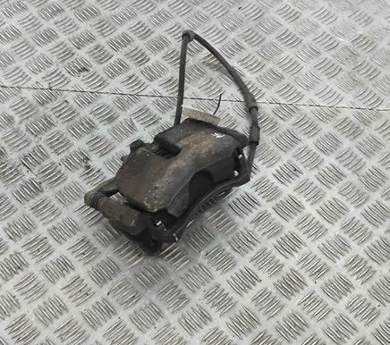 Volkswagen PASSAT B8 Front brake caliper 8V0615123D