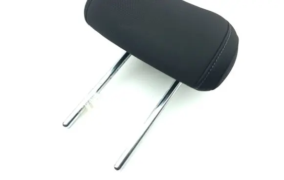 Hyundai i30 Rear seat headrest 