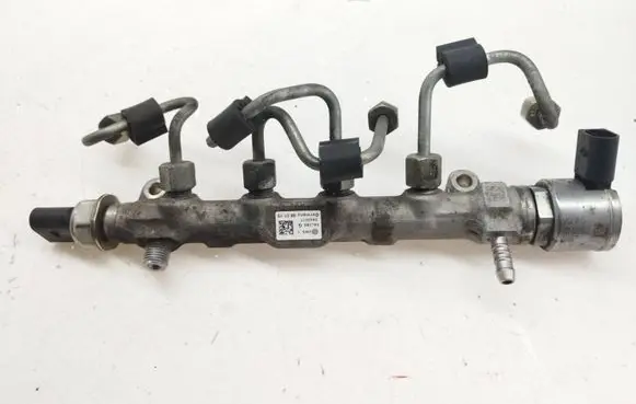 Audi A3 S3 8V Fuel main line pipe 04L089G 0440017 04L125