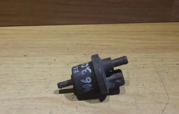 Citroen Xsara Picasso Turbo solenoid valve 2580008A