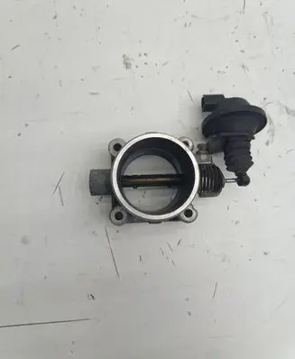 KIA Ceed Throttle valve 351002XXX