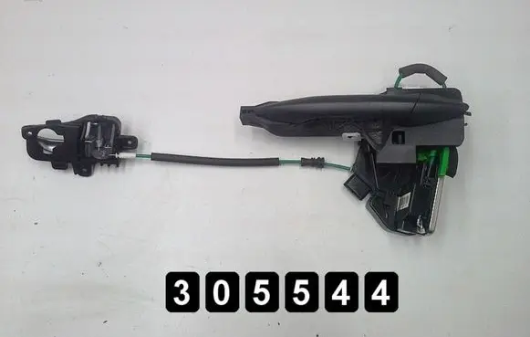 Hyundai i30 Front door lock 81310-A6030