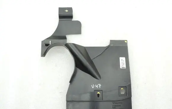 Volvo XC90 Front wheel arch liner splash guards 31353848 32130661