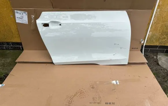 BMW i3 Front door 7296794