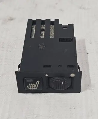 BMW 5 E39 Seat heating switch 61318352259 03055000 459500
