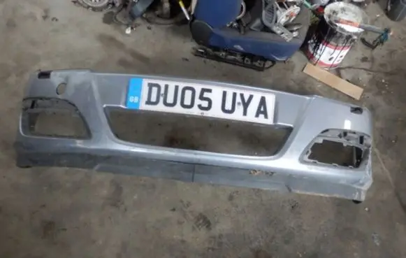 Opel Astra H Front bumper innny