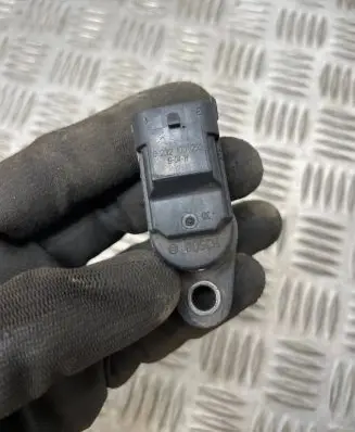 Chrysler Grand Voyager IV Camshaft position sensor 0232103052