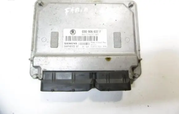 Skoda Fabia Mk1 (6Y) Engine control unit/module ECU 03D906032F
