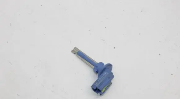 Polestar 2 Oil temperature sensor 31497498