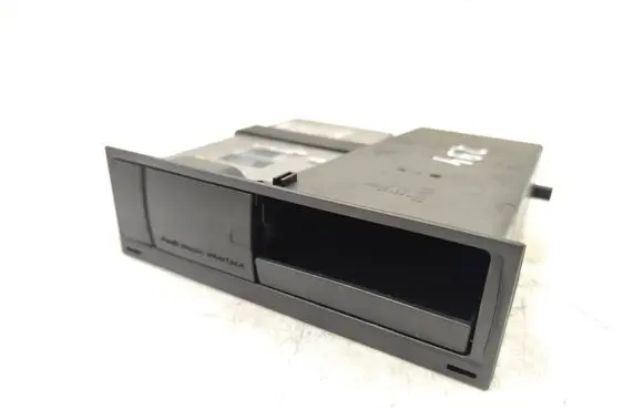 Head unit multimedia control