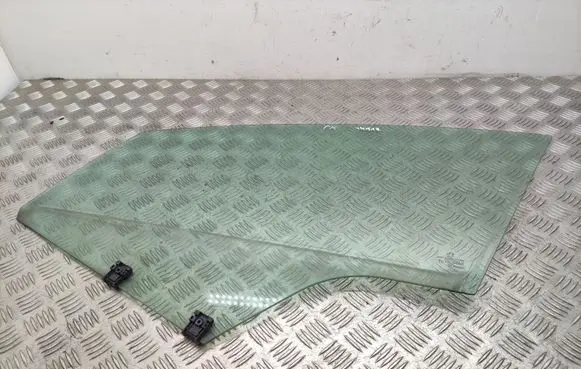 Peugeot 3008 I Front door window glass four-door