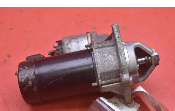 Opel Astra G Starter motor 09130838