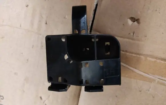 Nissan Leaf II (ZE1) Rear bumper mounting bracket 8522959hoa