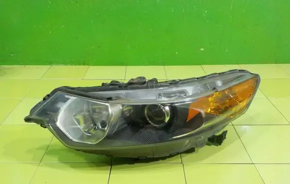Honda Accord Headlight/headlamp PRZOD ZP3