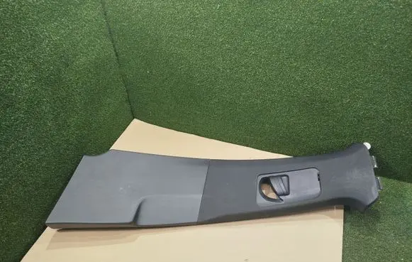 Porsche Cayenne (92A) (B) pillar trim (top) 7P5867239
