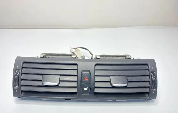 BMW X5 E70 Dash center air vent grill 6958654 64226958654
