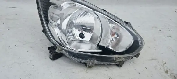 Mitsubishi Space Star Headlight/headlamp 8301C194