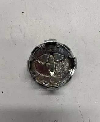 Toyota Sienna XL30 III Original wheel cap 42603-06150 4260312730 42603AC040