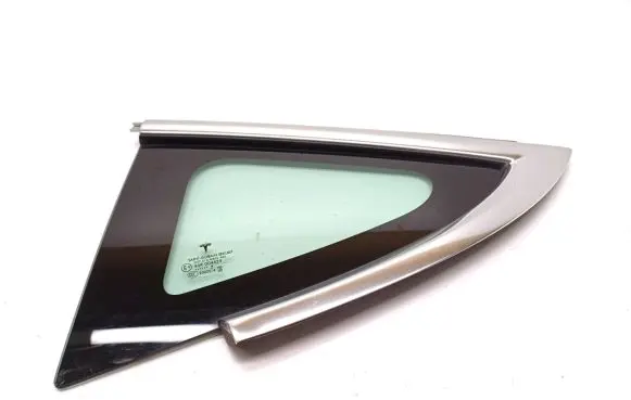 Tesla Model 3 Rear side window 10800703-00-H