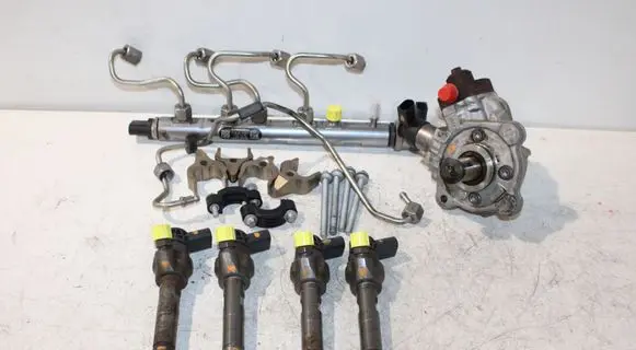 BMW X3 F25 Fuel injection system set 7810696 7809128 7810702