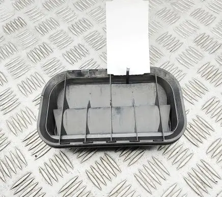 Aston Martin DB9 Quarter panel pressure vent 95VWA019K51AA