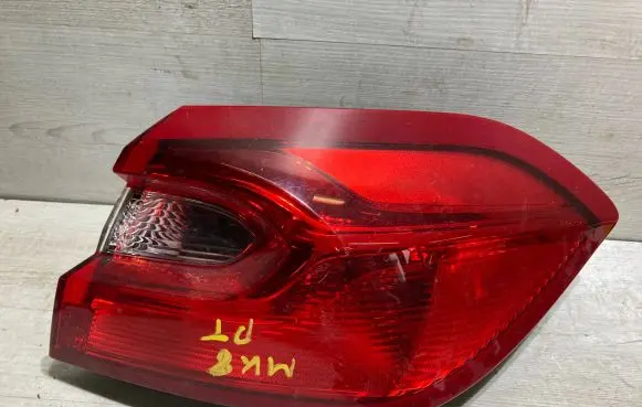 Ford Fiesta Rear/tail lights h1bb13404ah
