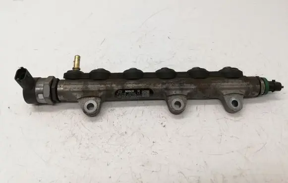 Nissan X-Trail T31 Fuel main line pipe