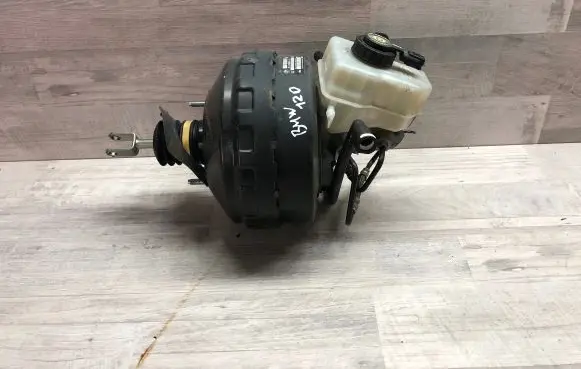 BMW 1 E81 E87 Brake booster 6788041 2522305030604 5227847040