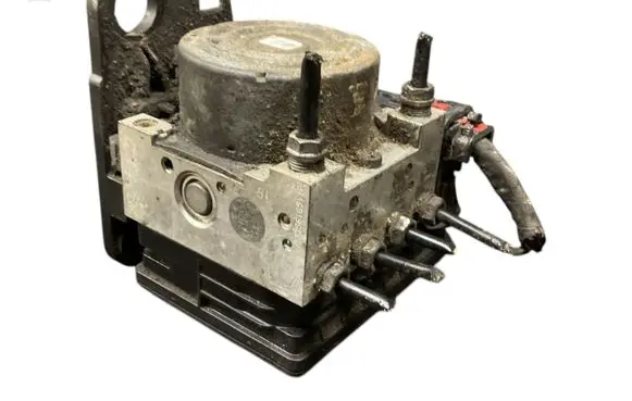 Skoda Octavia Mk3 (5E) ABS Pump 5Q0907379R 28515400063 10091543253