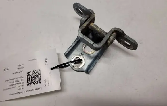 Renault Scenic II - Grand scenic II Rear door upper hinge