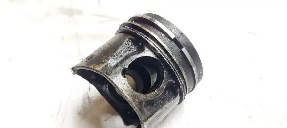 Piston