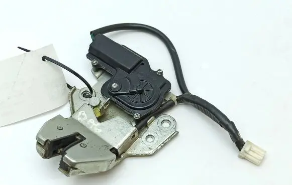 Chrysler 300 - 300C Tailgate/trunk/boot lock/catch/latch 581AA17007C