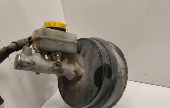 Subaru Forester SG Brake booster 86406404 3Z15