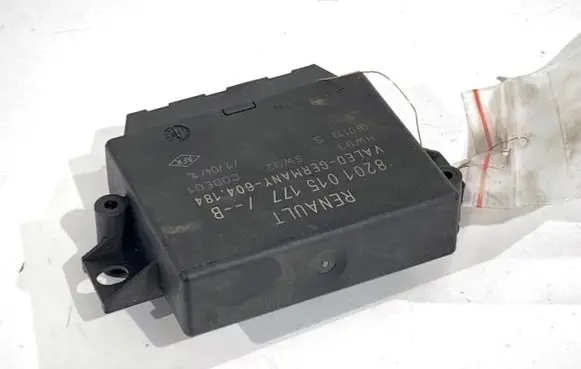 Renault Master III Parking PDC control unit/module 8201015177B