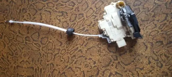 Audi Q7 4L Front door lock 3C1837015B