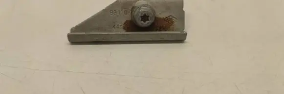 Battery bracket