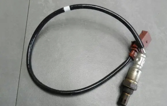 Volkswagen Golf VII Lambda probe sensor 04E906262