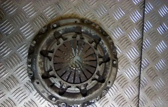 Peugeot Partner Pressure plate 123034810