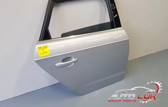 Audi A3 S3 8V Rear door LZ7G