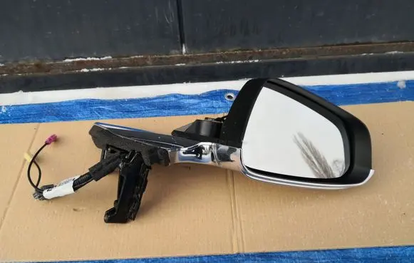 Tesla Model S Front door electric wing mirror 104132000C