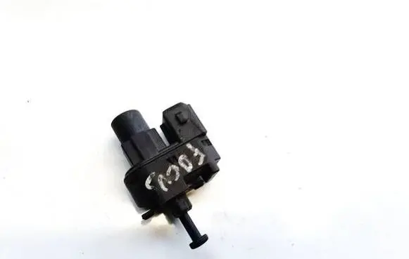 Brake pedal sensor switch