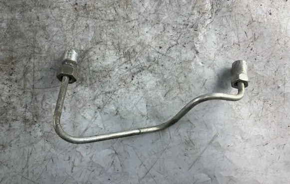 Toyota Corolla Verso E121 Fuel injector supply line/pipe 
