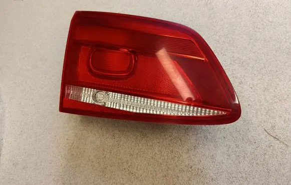 Volkswagen PASSAT B7 Tailgate rear/tail lights 3AF945093J E12990 605511