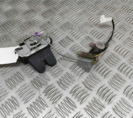 Lexus GS 300 400 430 Tailgate/trunk/boot lock/catch/latch 6460030120