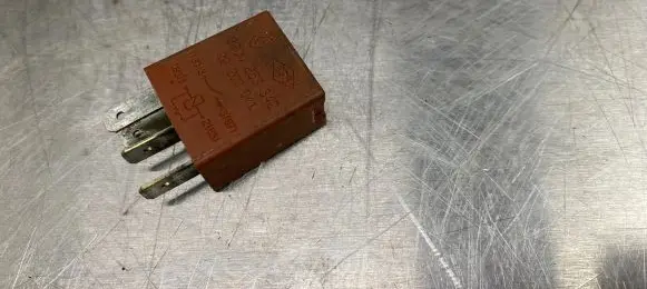 Renault Kangoo I Other relay 8200263342